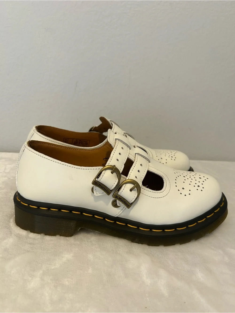 Dr. Martens Mary Jane 8065 Women’s Leather Double-Strap White Shoes Size 7